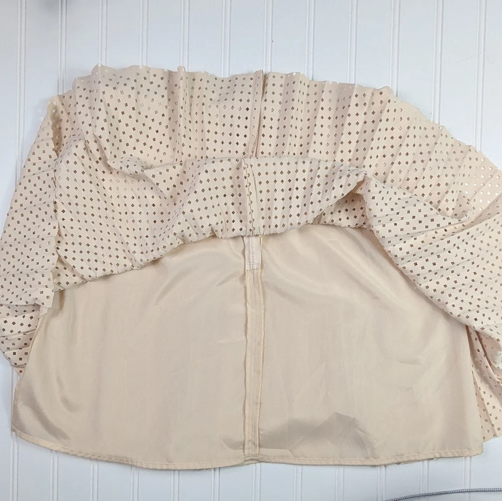 J. Crew Cream Laser Cut Skater Skirt 6 - Picture 7 of 8